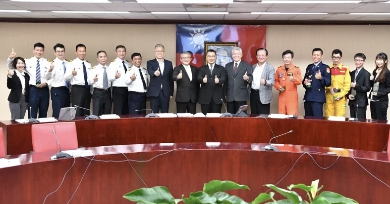 2022.11.17內政部長徐國勇頒獎表揚11位模範人員